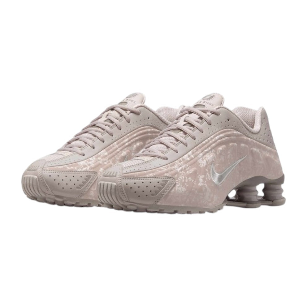 Nike Shox R4 "College Grey / Flat Pewter"