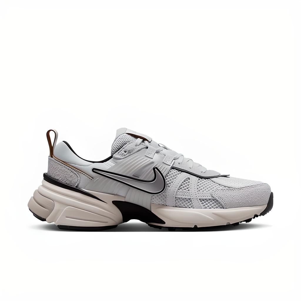 Nike V2K Run - Yuko Sports
