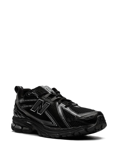 NEW BALANCE 1906R