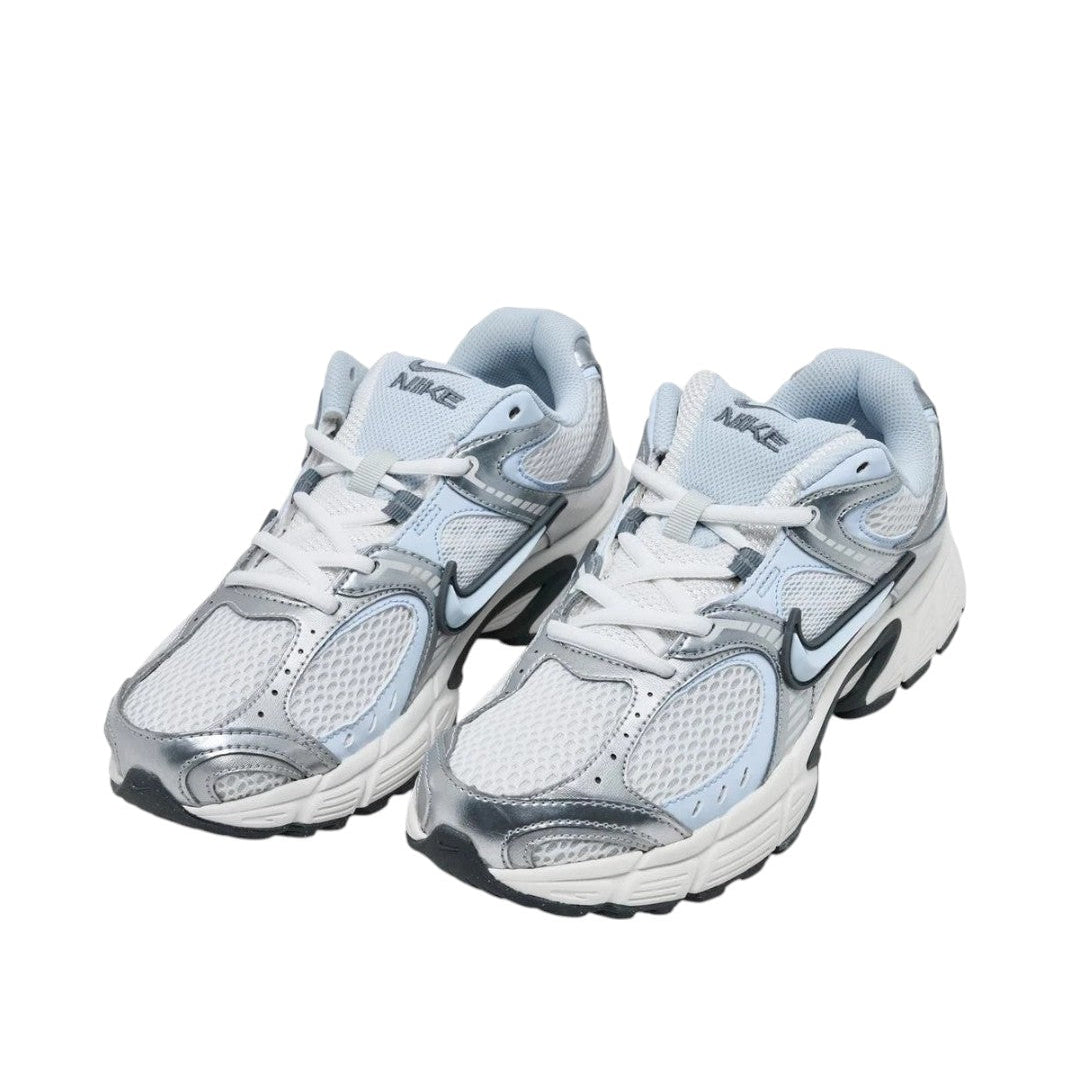 Nike V5 RNR "Summit White / Blue Tint / Metallic Silver"